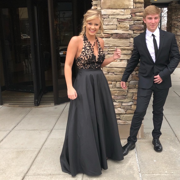 Prom Dress for sale!!! - Picture 4 of 4